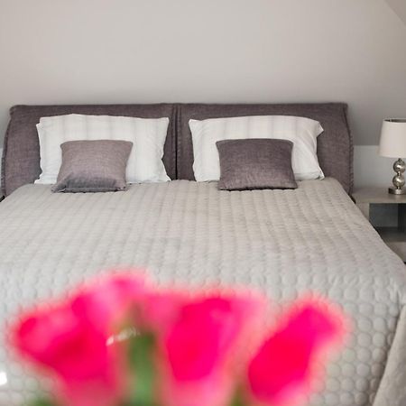 Petro Delux Apartments كاوناس المظهر الخارجي الصورة