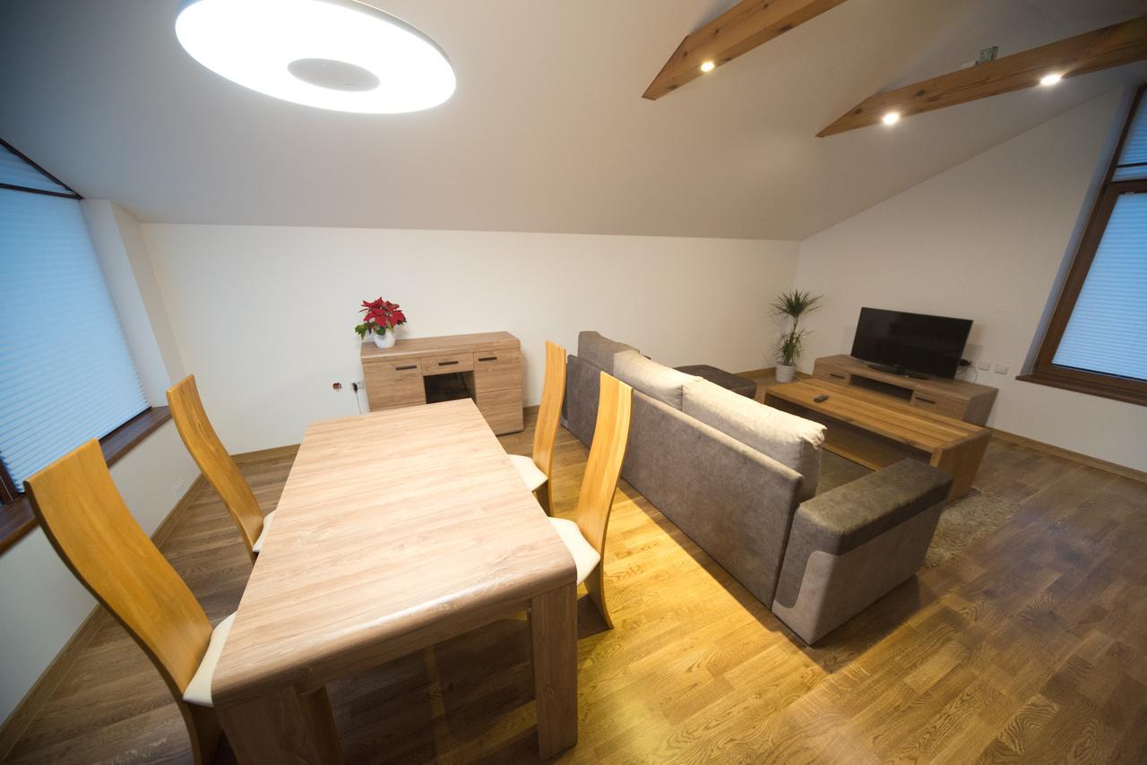 Petro Delux Apartments كاوناس المظهر الخارجي الصورة
