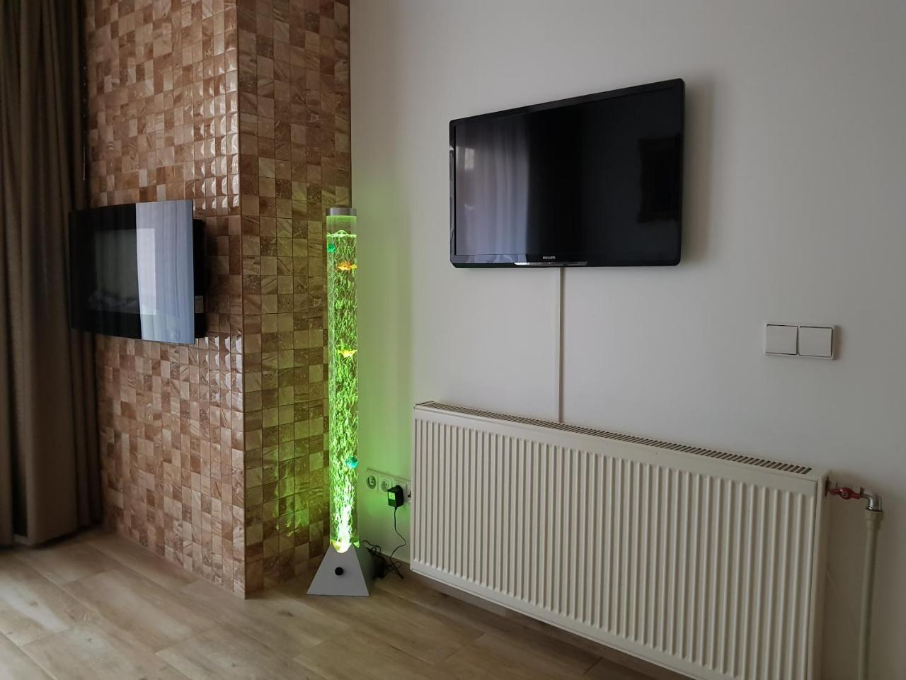 Petro Delux Apartments كاوناس المظهر الخارجي الصورة